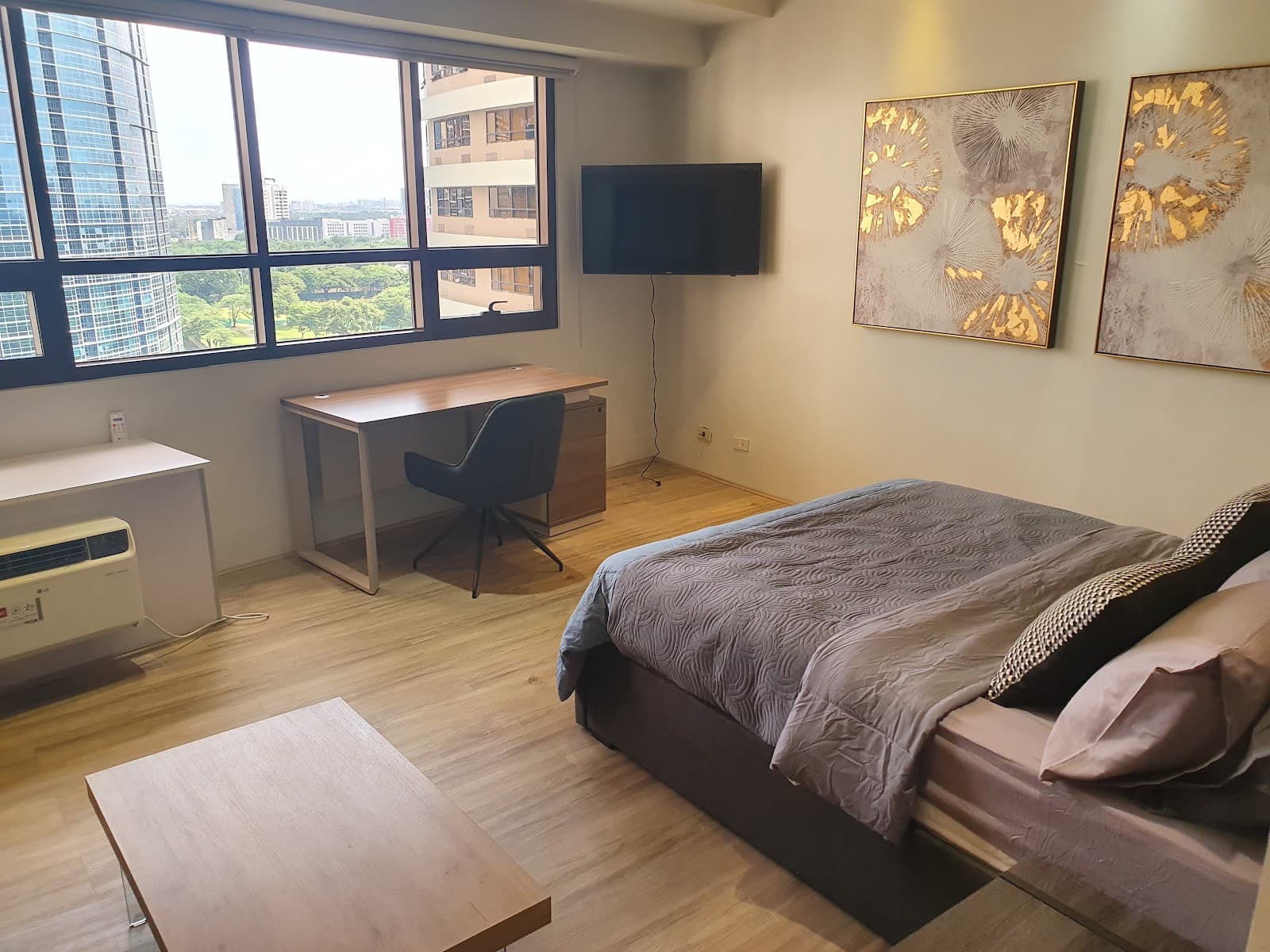 Icon Residences Tower 1